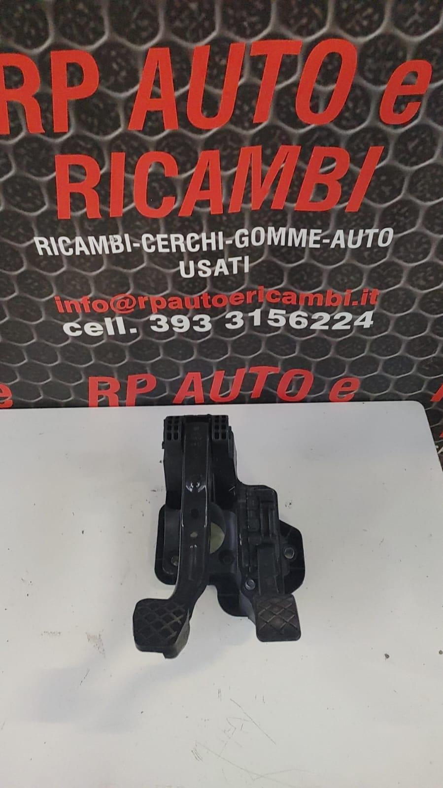 Pedaliera freno e acceleratore  cambio manuale VOLKSWAGEN Polo 5° Serie