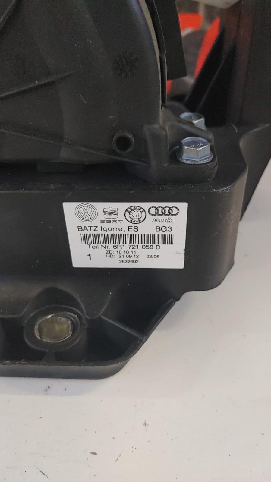 Pedaliera freno e acceleratore  cambio manuale VOLKSWAGEN Polo 5° Serie