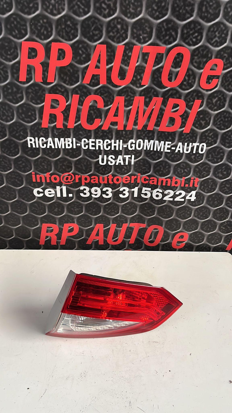 Fanale posteriore DX a LED  integrato nel portellone FORD Focus S. Wagon 4° Serie