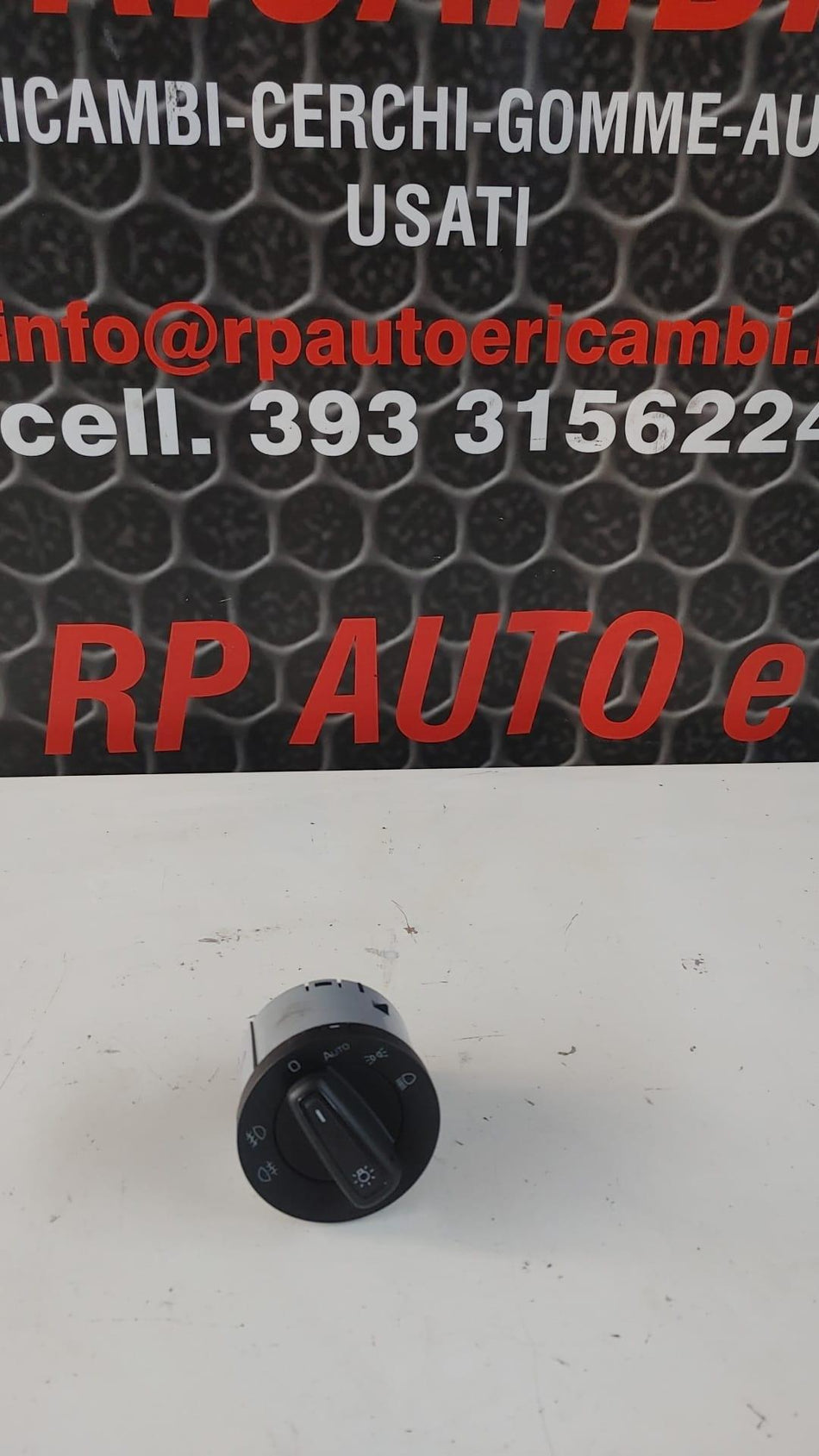 Interruttore comando luci SKODA Octavia S.Wagon 5° Serie (5E5) (16>20)