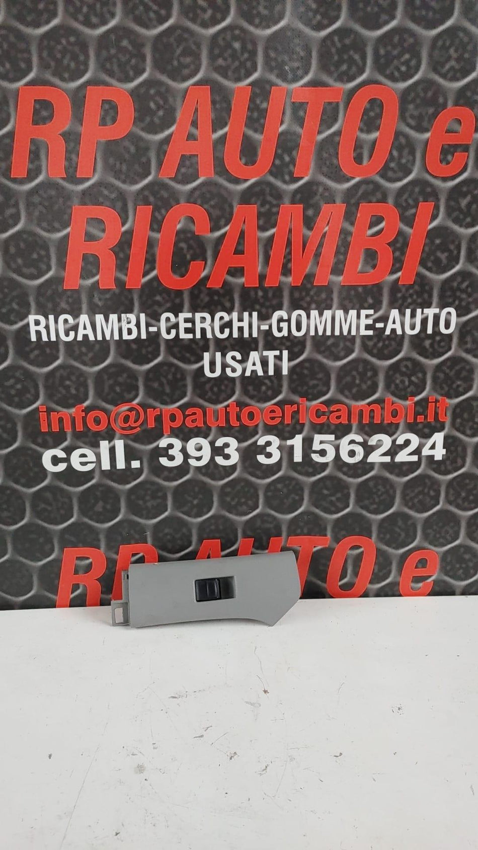 Pulsante alzavetro anteriore dx TOYOTA Yaris Serie (14>16)