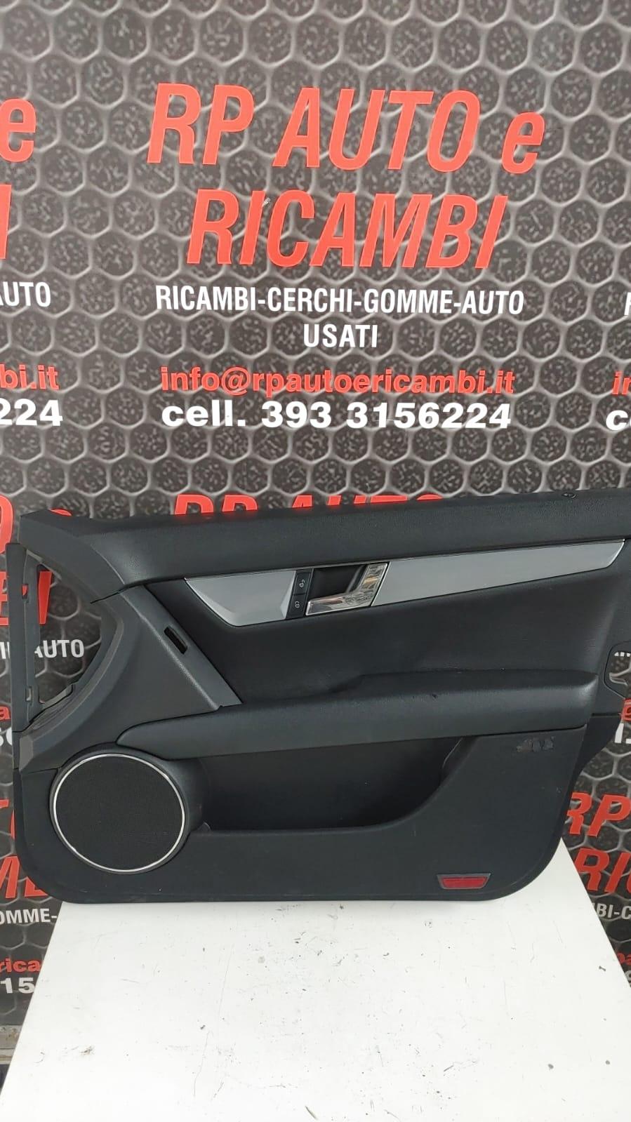 Pannello anteriore destro MERCEDES Classe C S. Wagon W204