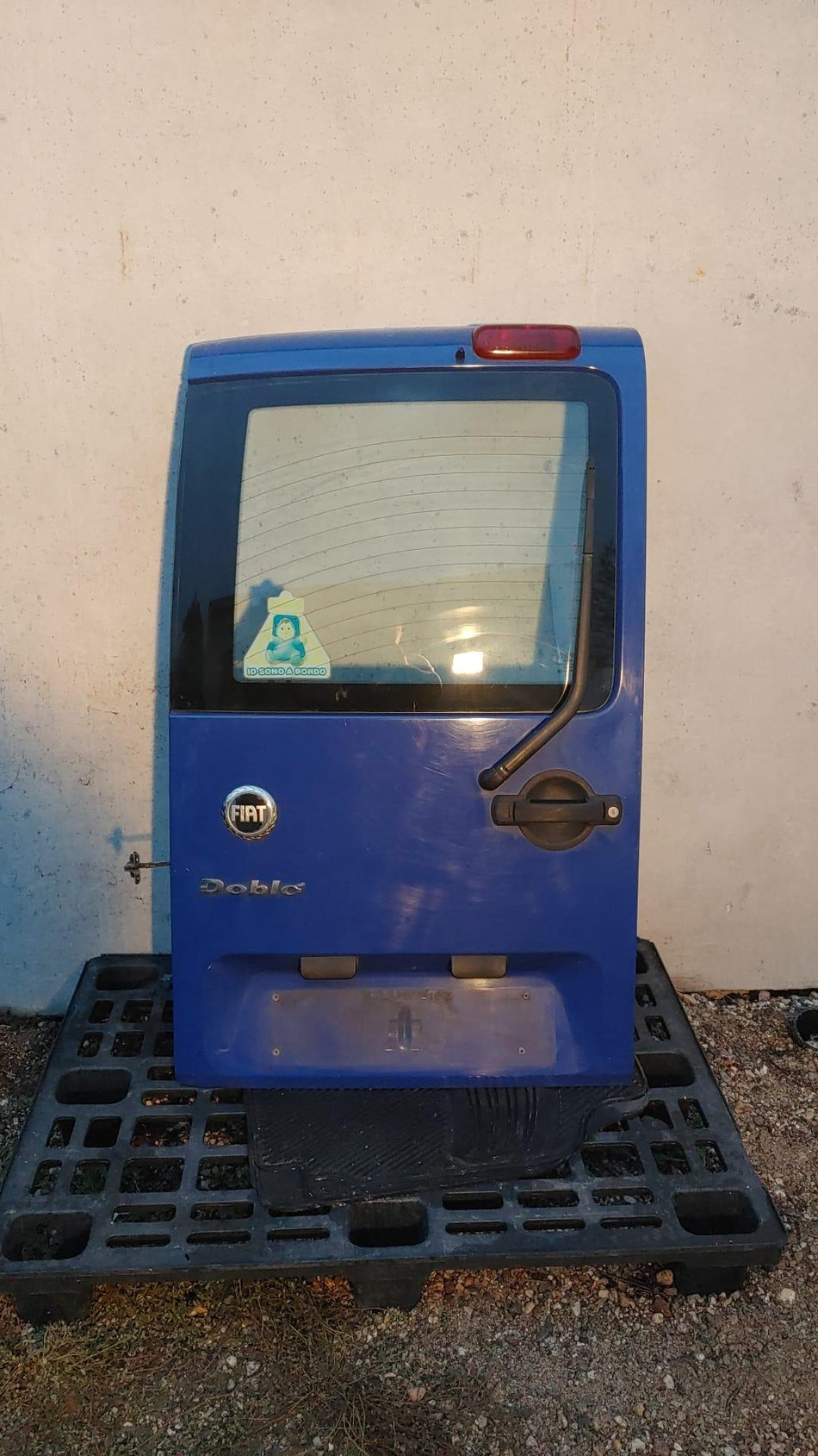 Porta carico posteriore a battente SX vetrata FIAT Doblo Cargo (05>09)