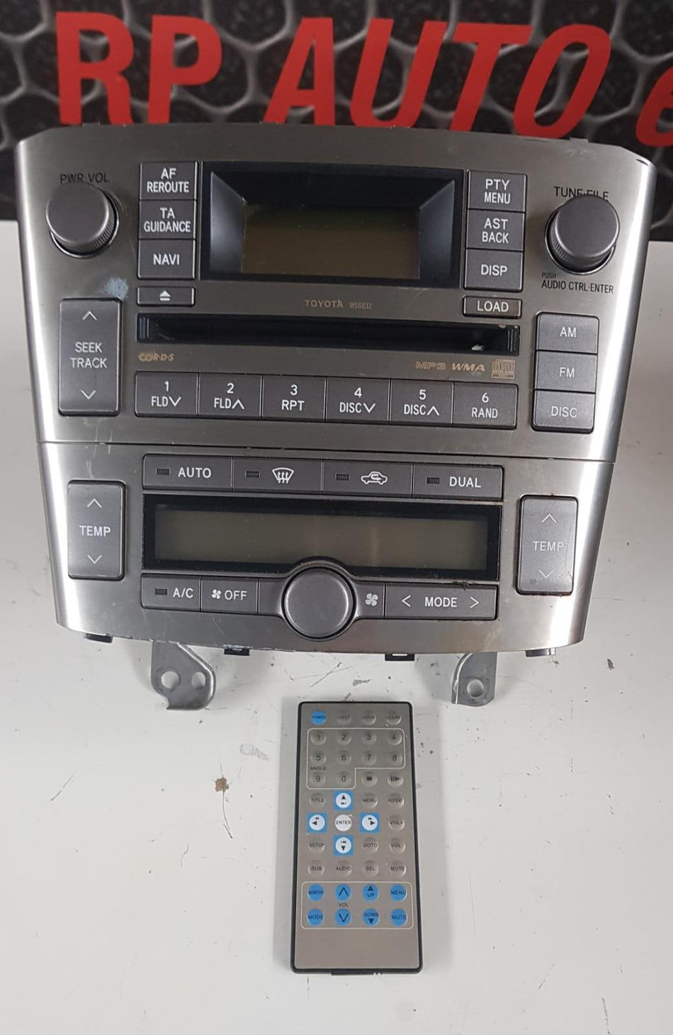 Autoradio TOYOTA Avensis Berlina 2° Serie