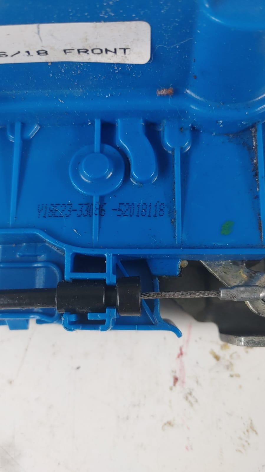 Serratura Anteriore Destra FIAT 500 L Serie (351_352) (12>)