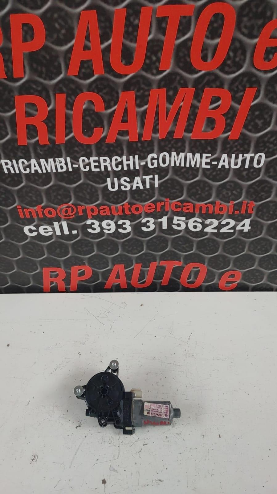 Motorino Alzavetro Anteriore Sinistro HYUNDAI i20 2° Serie