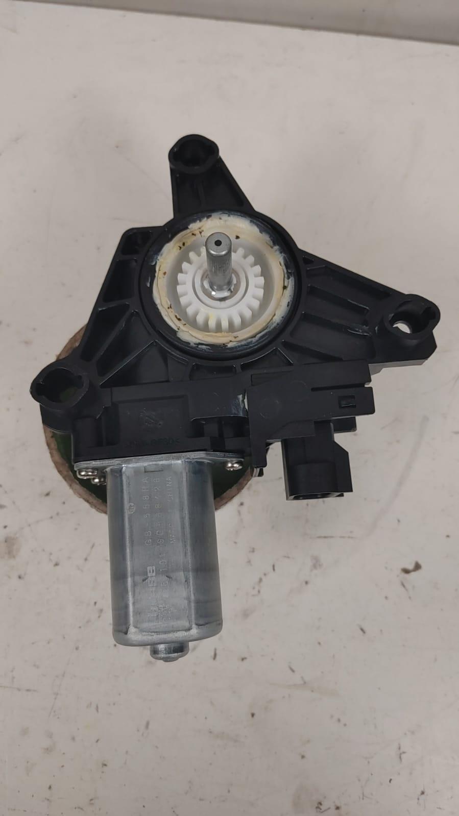 Motorino Alzavetro posteriore destra JEEP Renegade Serie (18>)