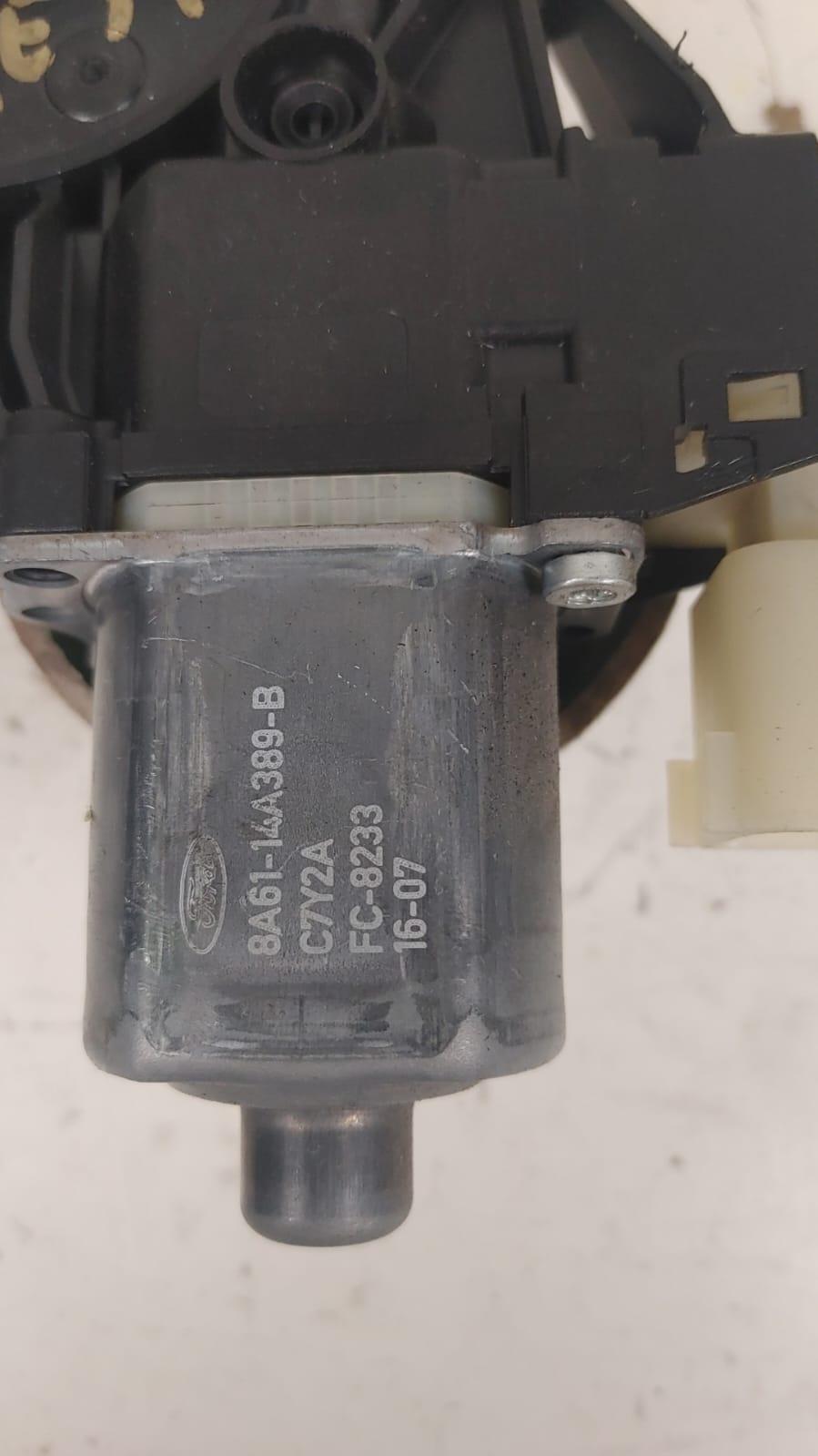 Motorino Alzavetro Anteriore Sinistro FORD Fiesta 6° Serie