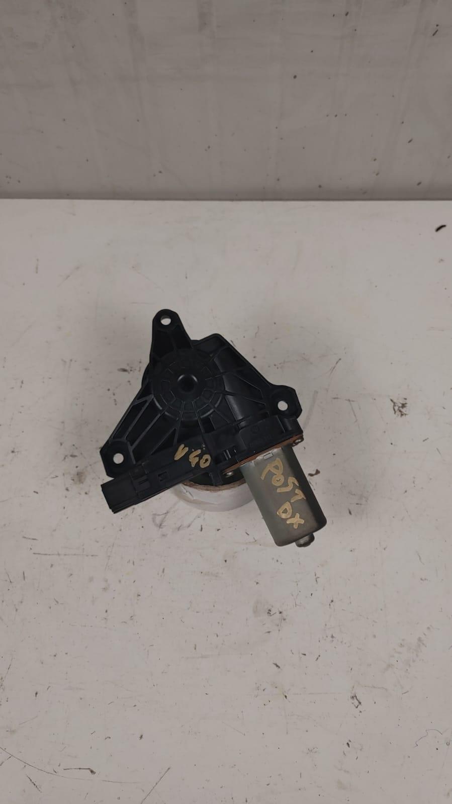 Motorino Alzavetro posteriore destra VOLVO V40 Serie (16>)