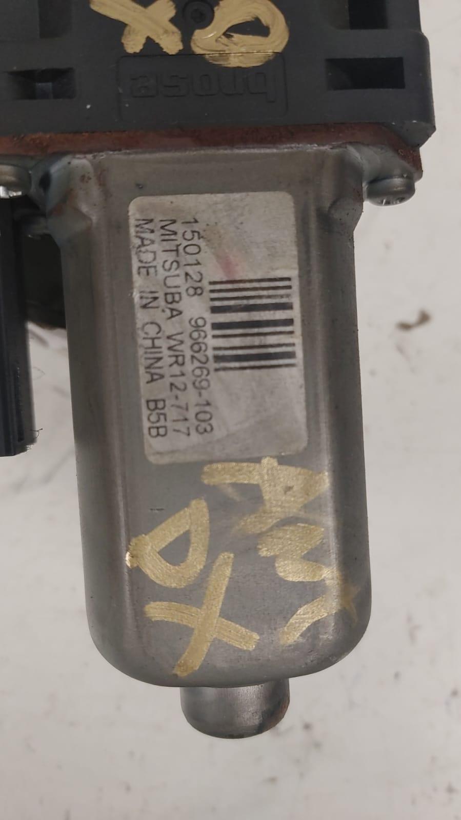 Motorino Alzavetro anteriore destra VOLVO V40 Serie (16>)