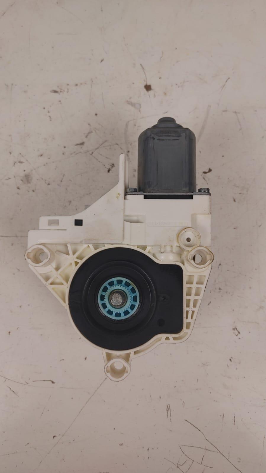 Motorino Alzavetro posteriore destra AUDI Q5 Serie (8RB) (08>12)