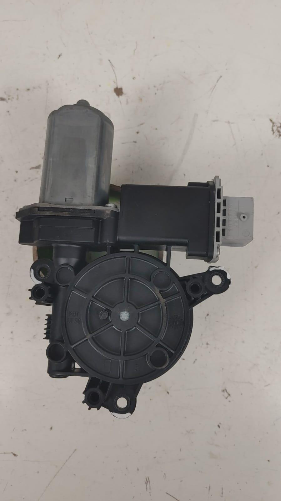 Motorino Alzavetro posteriore destra ALFA ROMEO Giulietta Serie (940_) (13>)