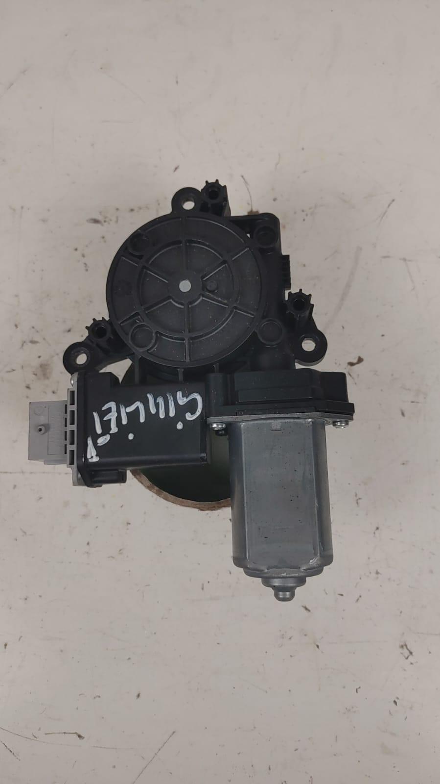 Motorino Alzavetro anteriore destra ALFA ROMEO Giulietta Serie (940_) (13>)