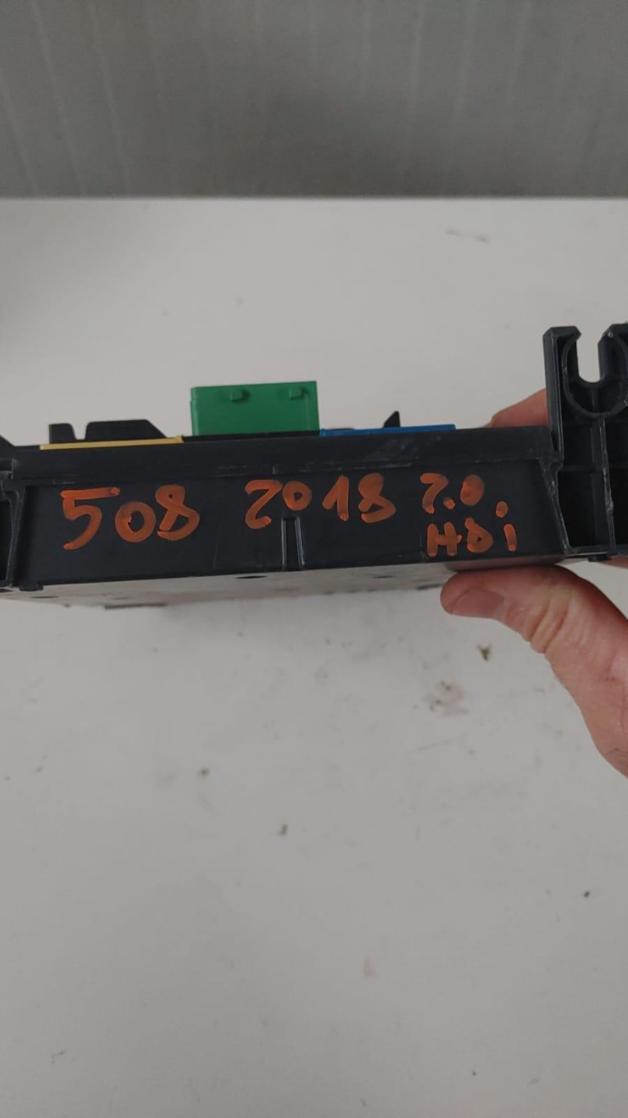 box contenitore porta fusibili PEUGEOT 508 Serie (14>18)