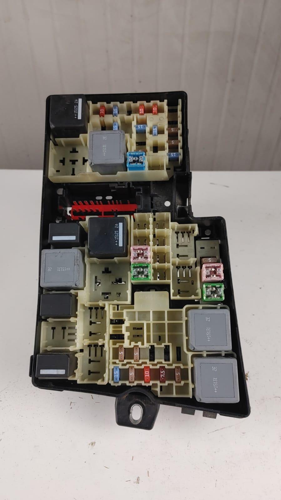 box contenitore porta fusibili VOLVO V40 Serie (16>)