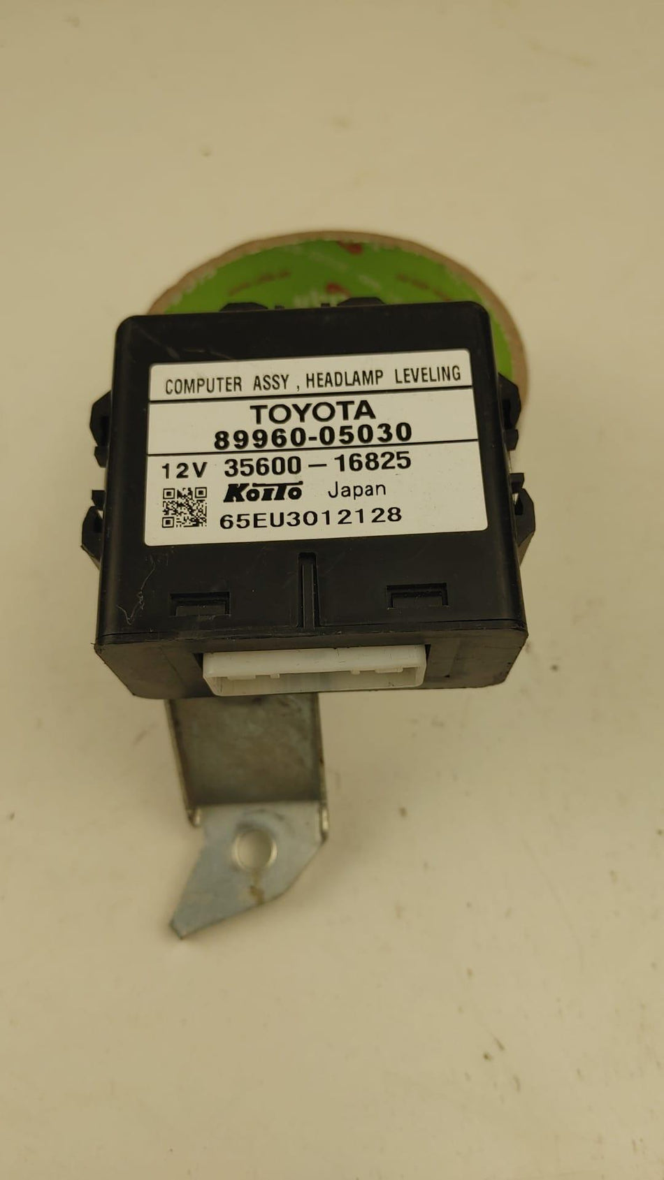 Sensore regolazione altezza faro TOYOTA Avensis Berlina 2° Serie