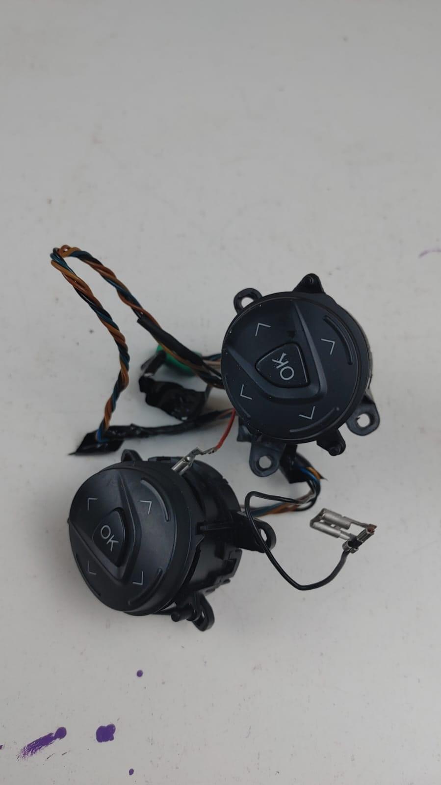 Comandi al volante multifunzione FORD C - Max Serie (CEU) (15>)