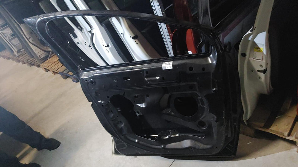 Portiera Anteriore Sinistra PEUGEOT 3008 Serie (09>16)