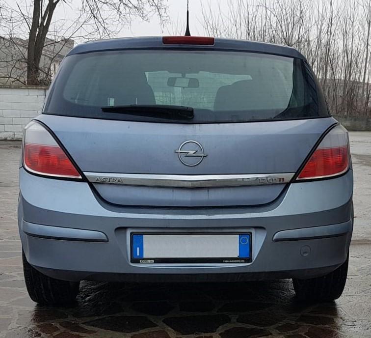 Portellone Posteriore Completo OPEL Astra H Berlina