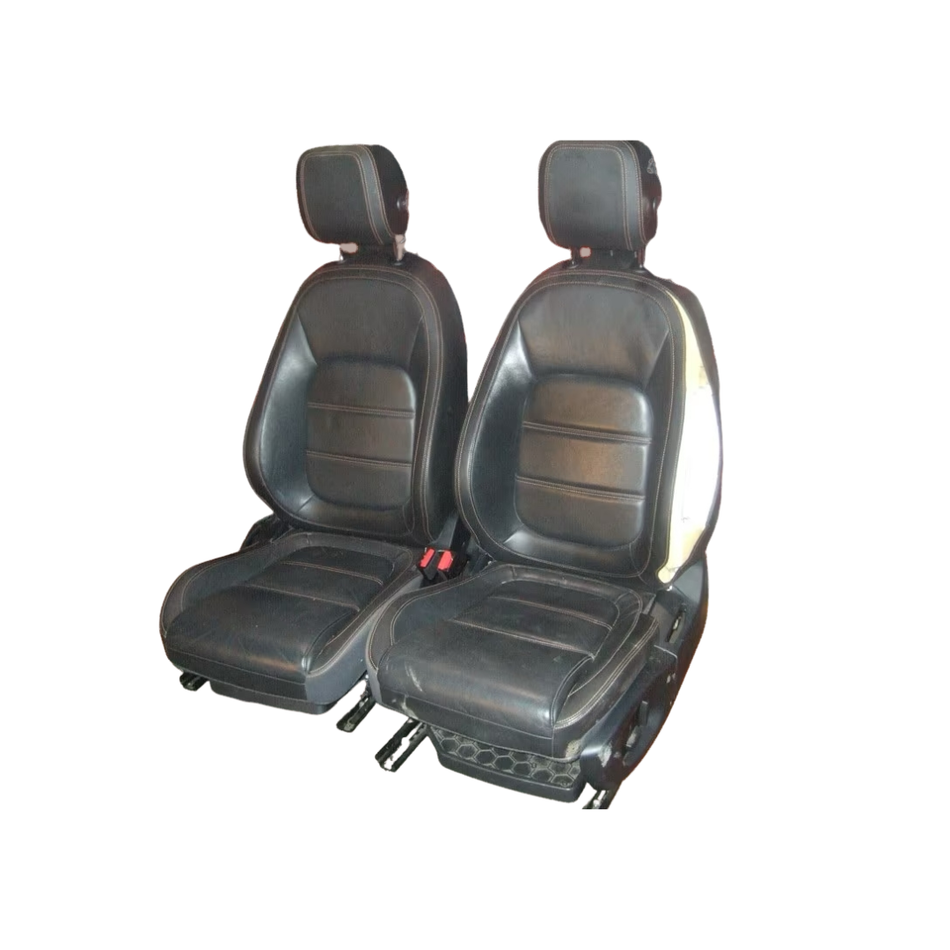 Sedili JAGUAR XE Serie (X760) (15>)