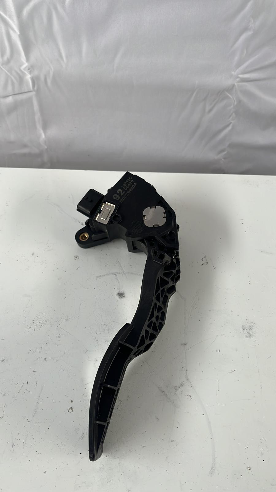 Pedale acceleratore NISSAN Micra 7° Serie