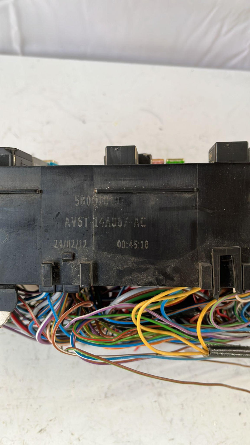 box contenitore porta fusibili FORD C - Max Serie (10>)