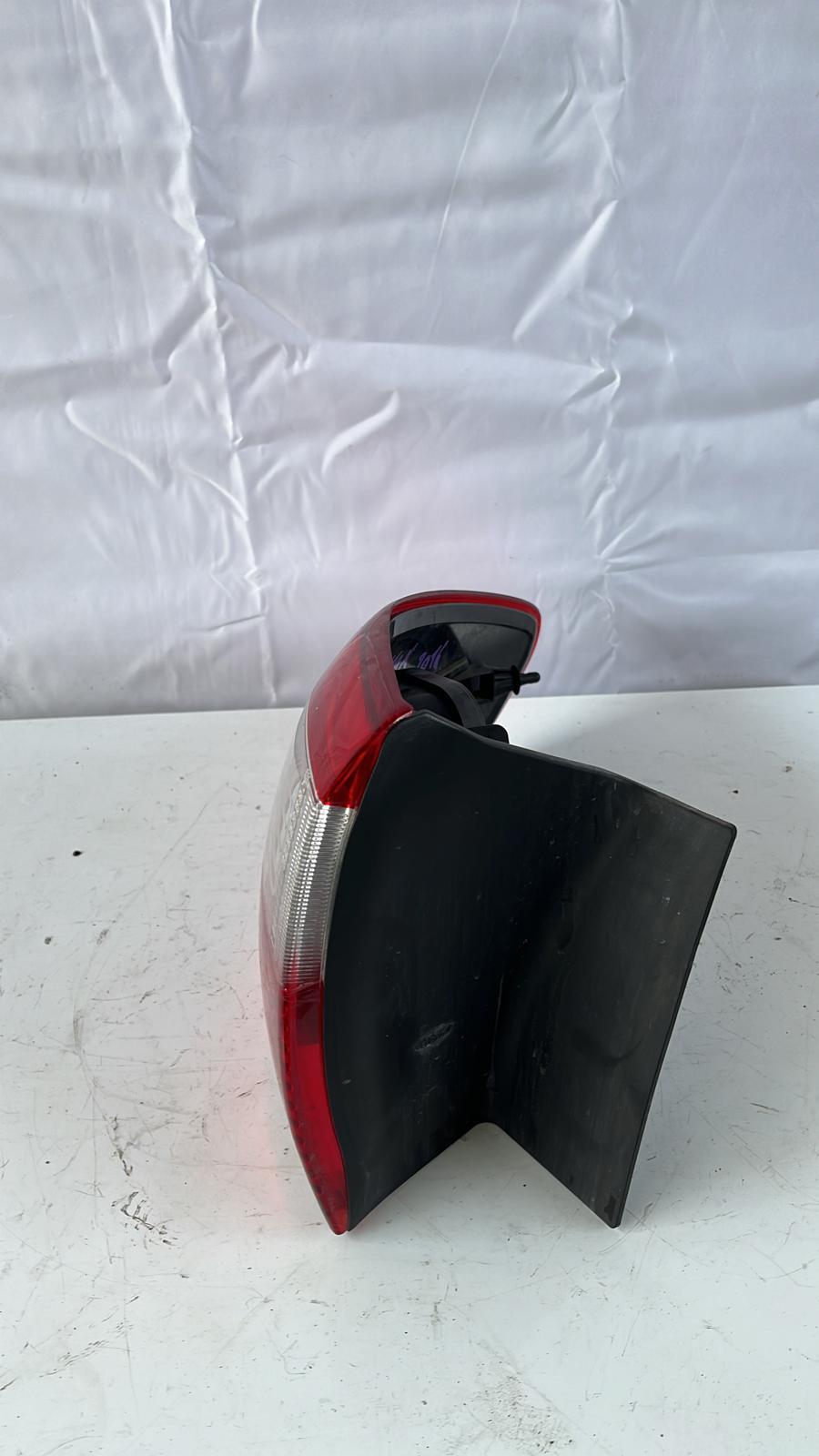 Stop fanale Posteriore Sinistro FORD C - Max Serie (10>)