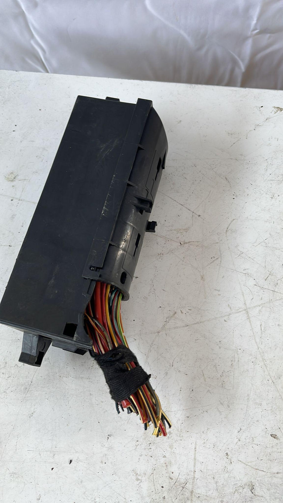 box contenitore porta fusibili VOLKSWAGEN Polo 5° Serie