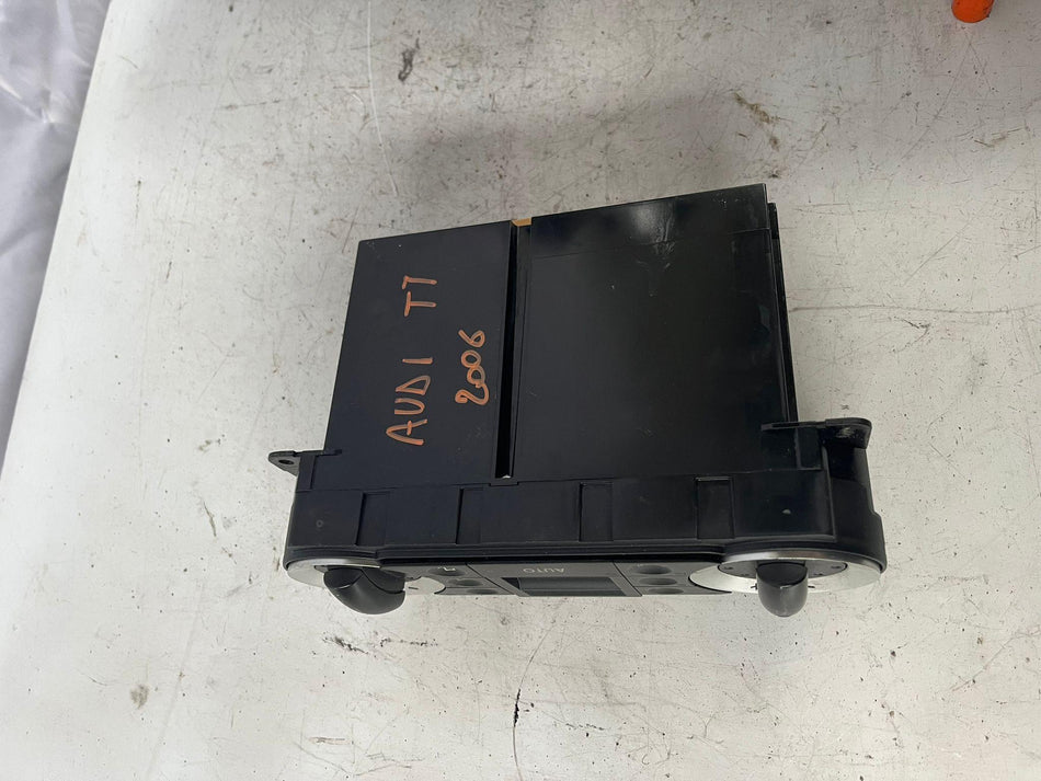 Manopole riscaldamento AUDI TT Serie (8N3) (98>06)
