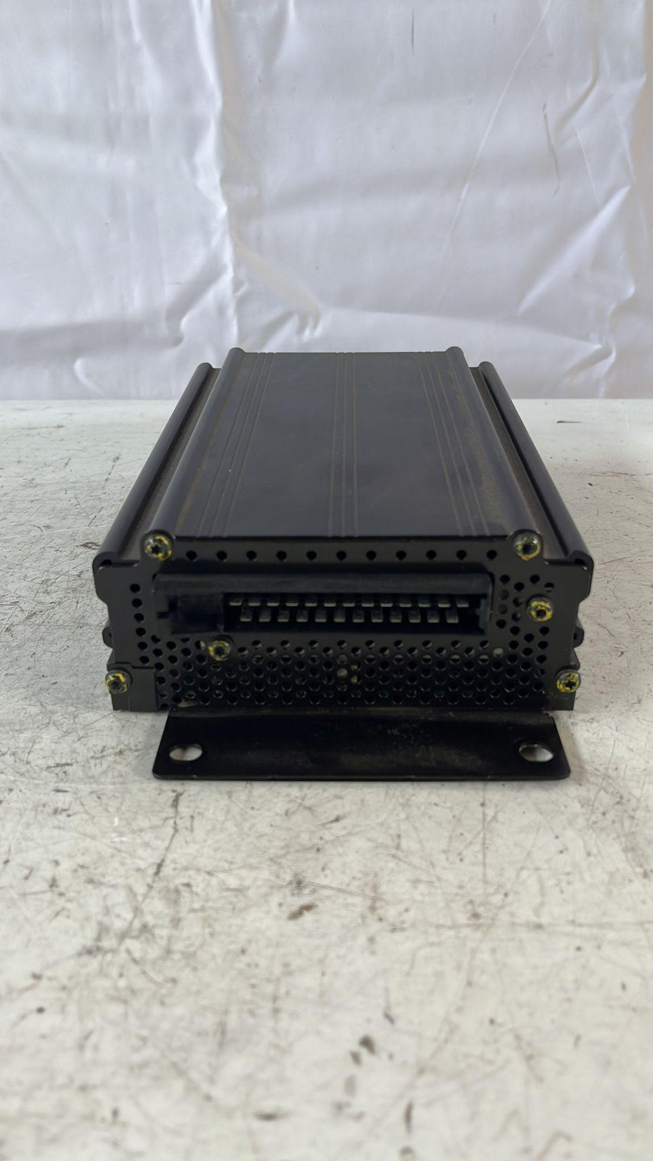 Amplificatore autoradio AUDI TT Serie (8N3) (98>06)