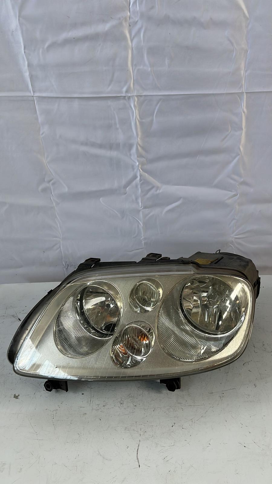 Faro Anteriore Sinistro VOLKSWAGEN Touran 1° Serie