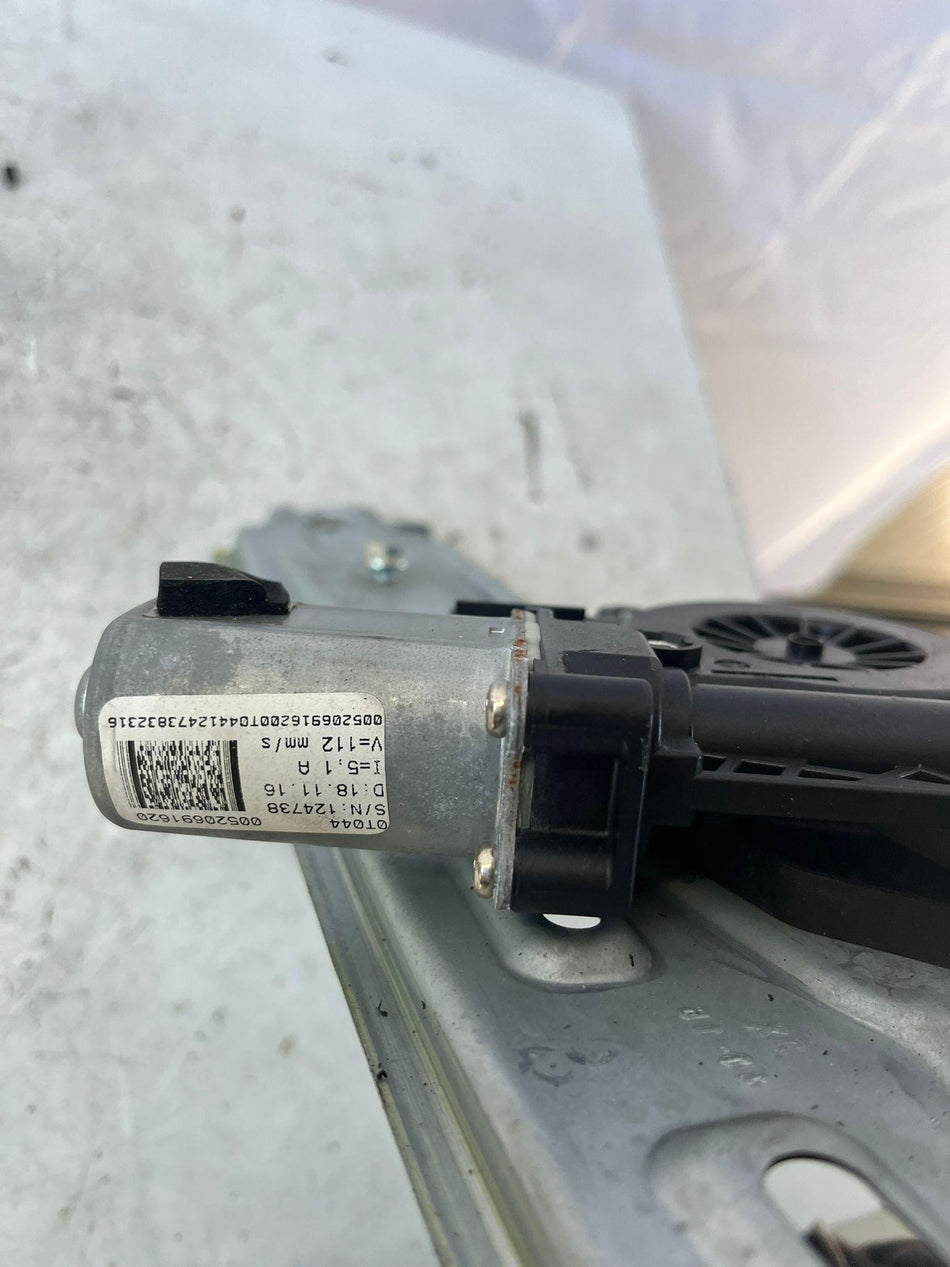 Motorino Alzavetro posteriore destra FIAT Tipo Serie (357) Berlina (2016>)