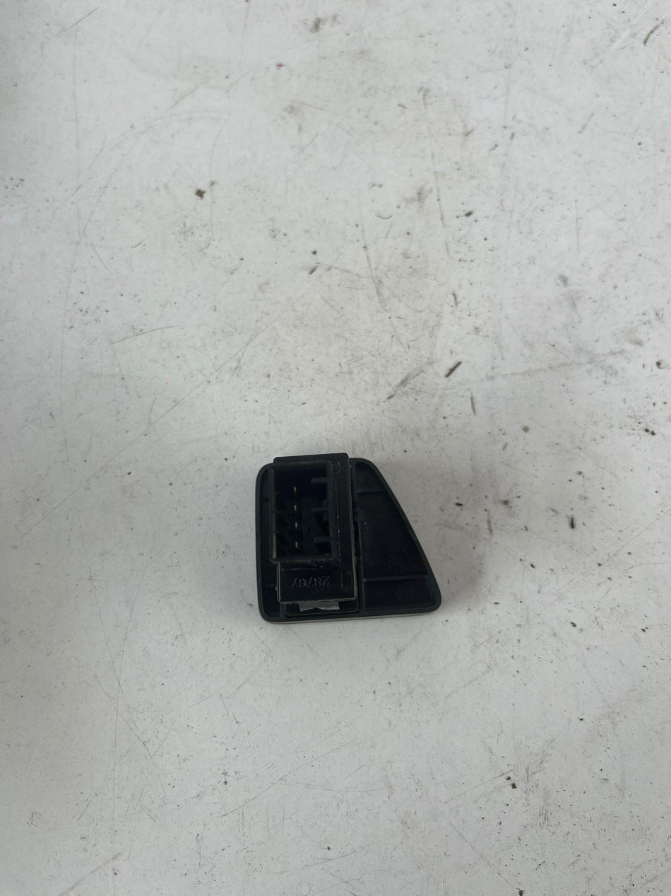 Pulsantiera Anteriore Destra FIAT 500 Serie (07>14)