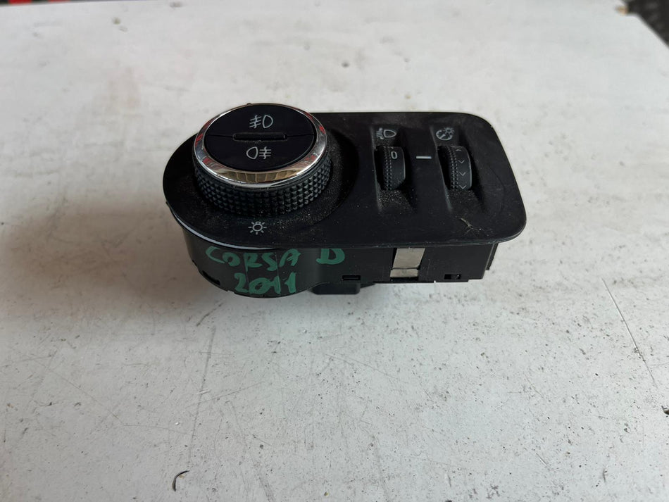 Interruttore comando luci OPEL Corsa D 5P 2° Serie