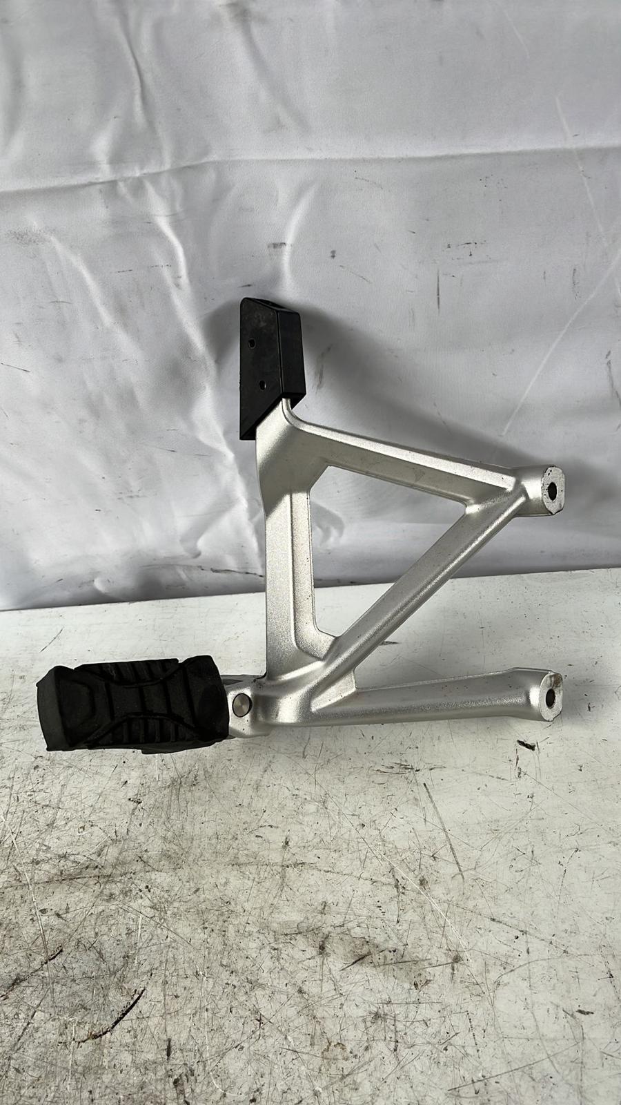 Pedana Laterale Destra BMW R 1200cc GS (17>18)