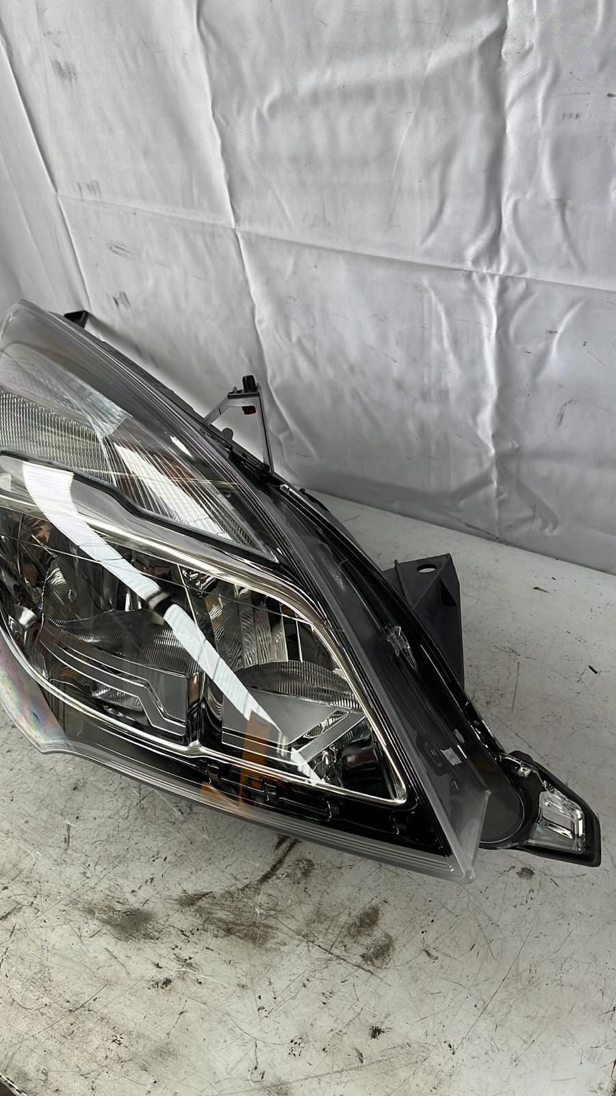 Faro anteriore Destro OPEL Meriva 3° Serie