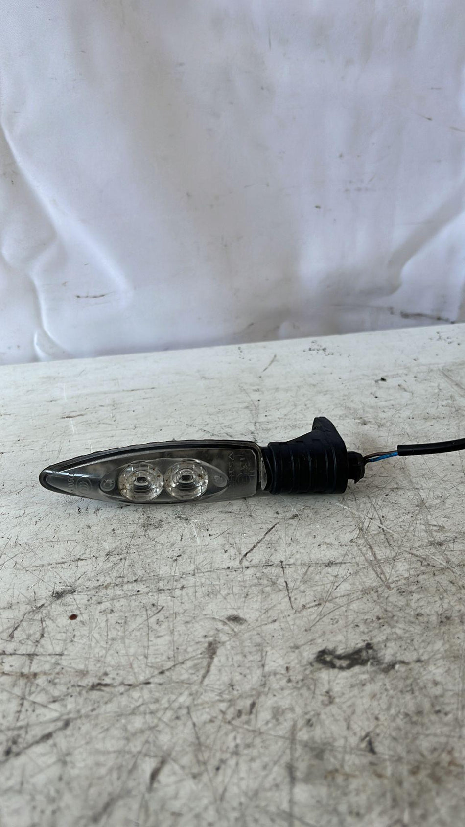 Indicatore di direzione specchietto ant. Dx BMW R 1200cc GS (13>16)