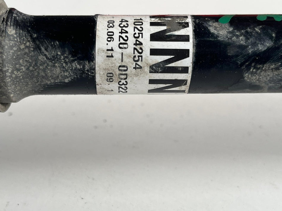 Semiasse Anteriore Sinistro TOYOTA Yaris Serie (14>16)