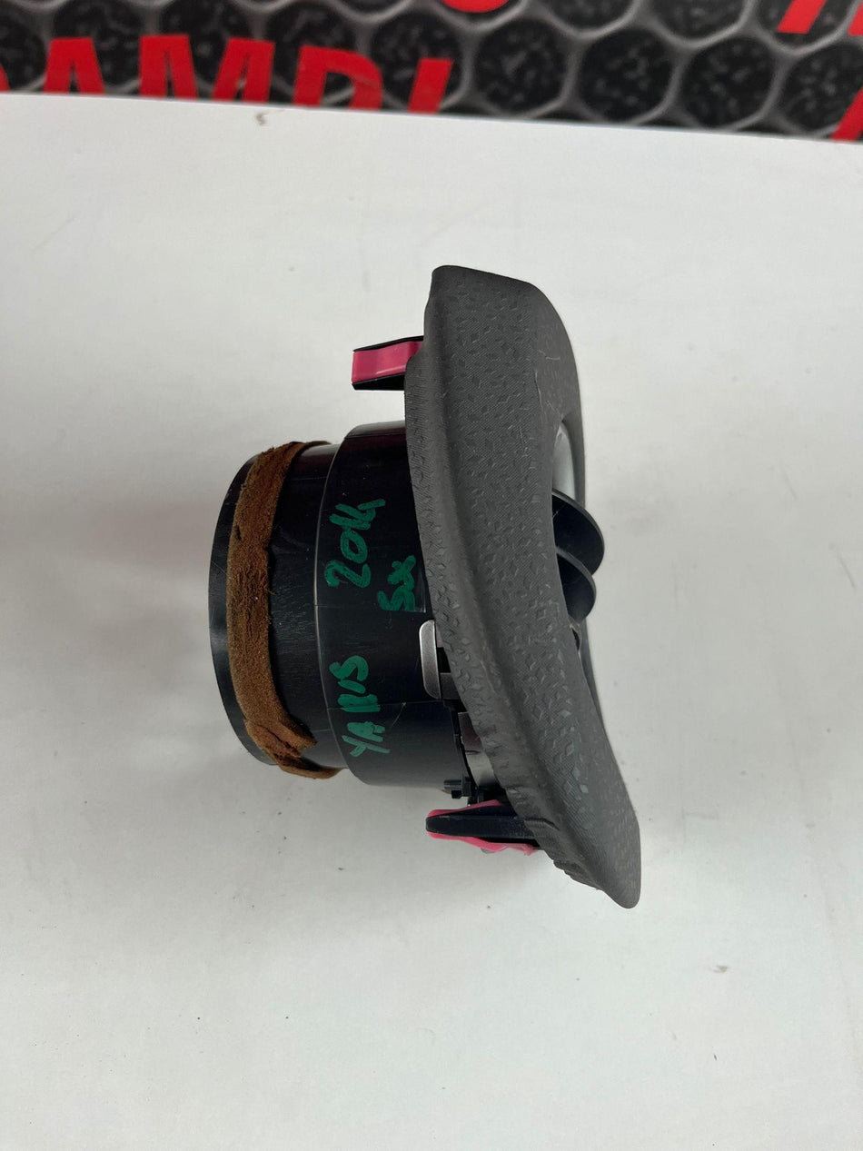 Bocchetta aria cruscotto SX TOYOTA Yaris Serie (11>13)