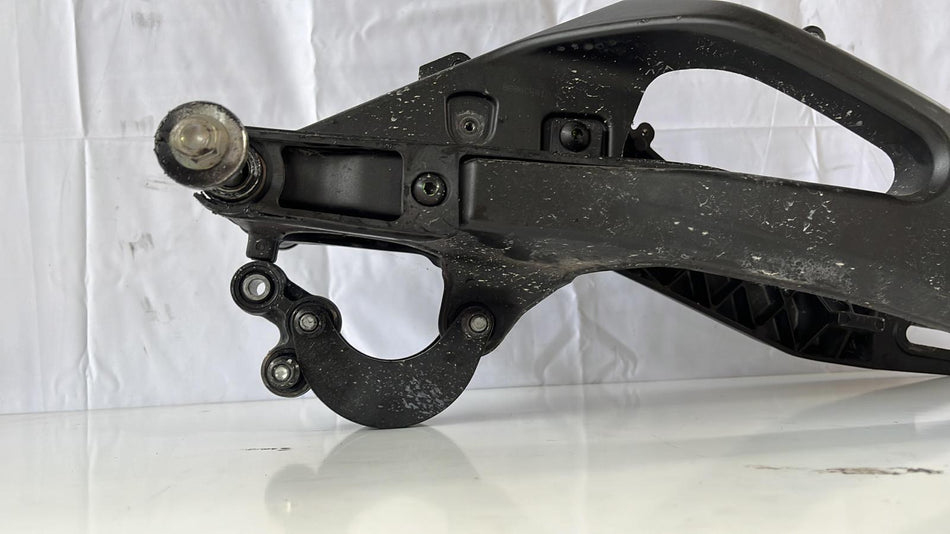 Forcella posteriore Yamaha MT 125cc (21>)