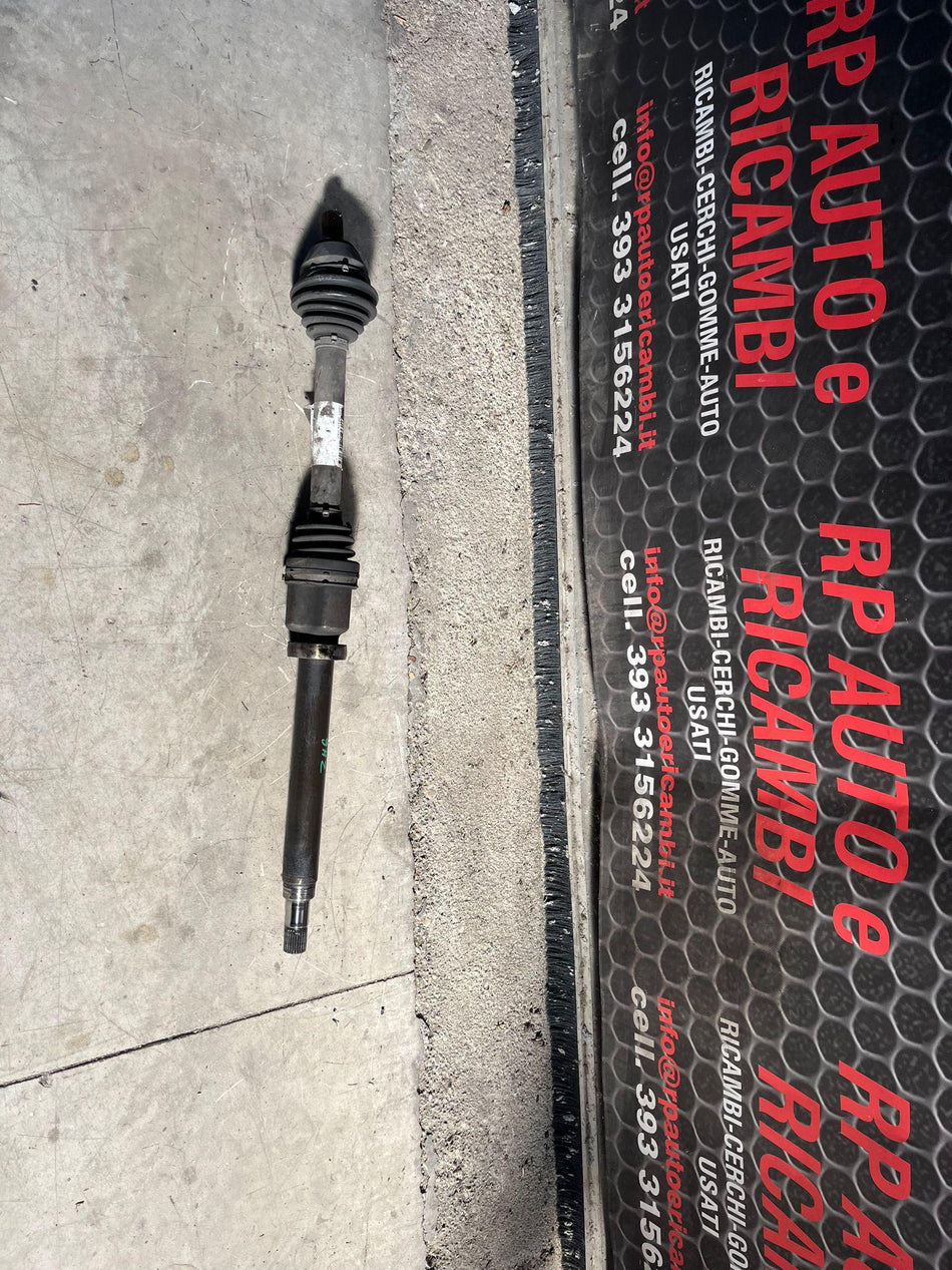 Semiasse Anteriore Sinistro VOLVO C30 1° Serie