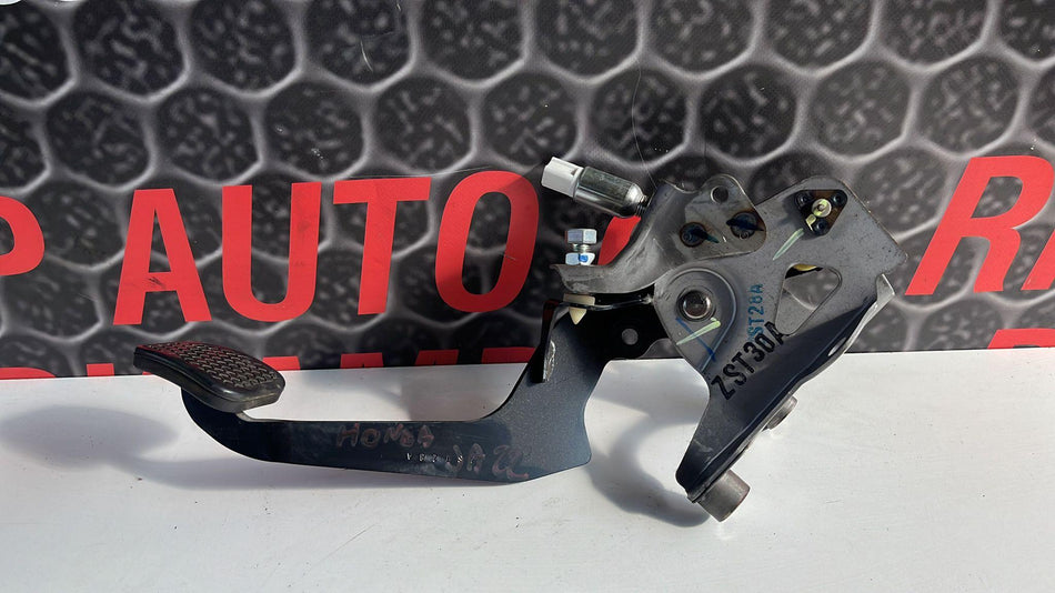 Pedale frizione HONDA Jazz Serie (08>13)