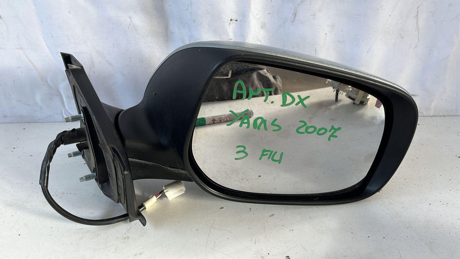 Specchietto Retrovisore Destro TOYOTA Yaris Serie (05>08)