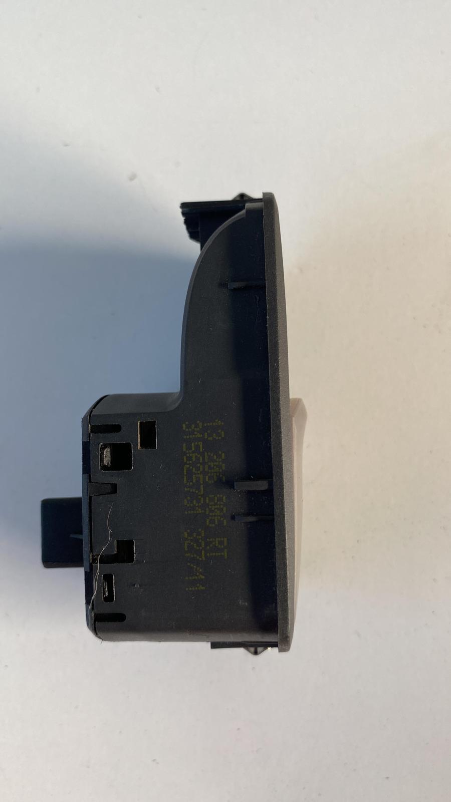 Pulsantiera Posteriore Destra OPEL Corsa D 3P 1° Serie