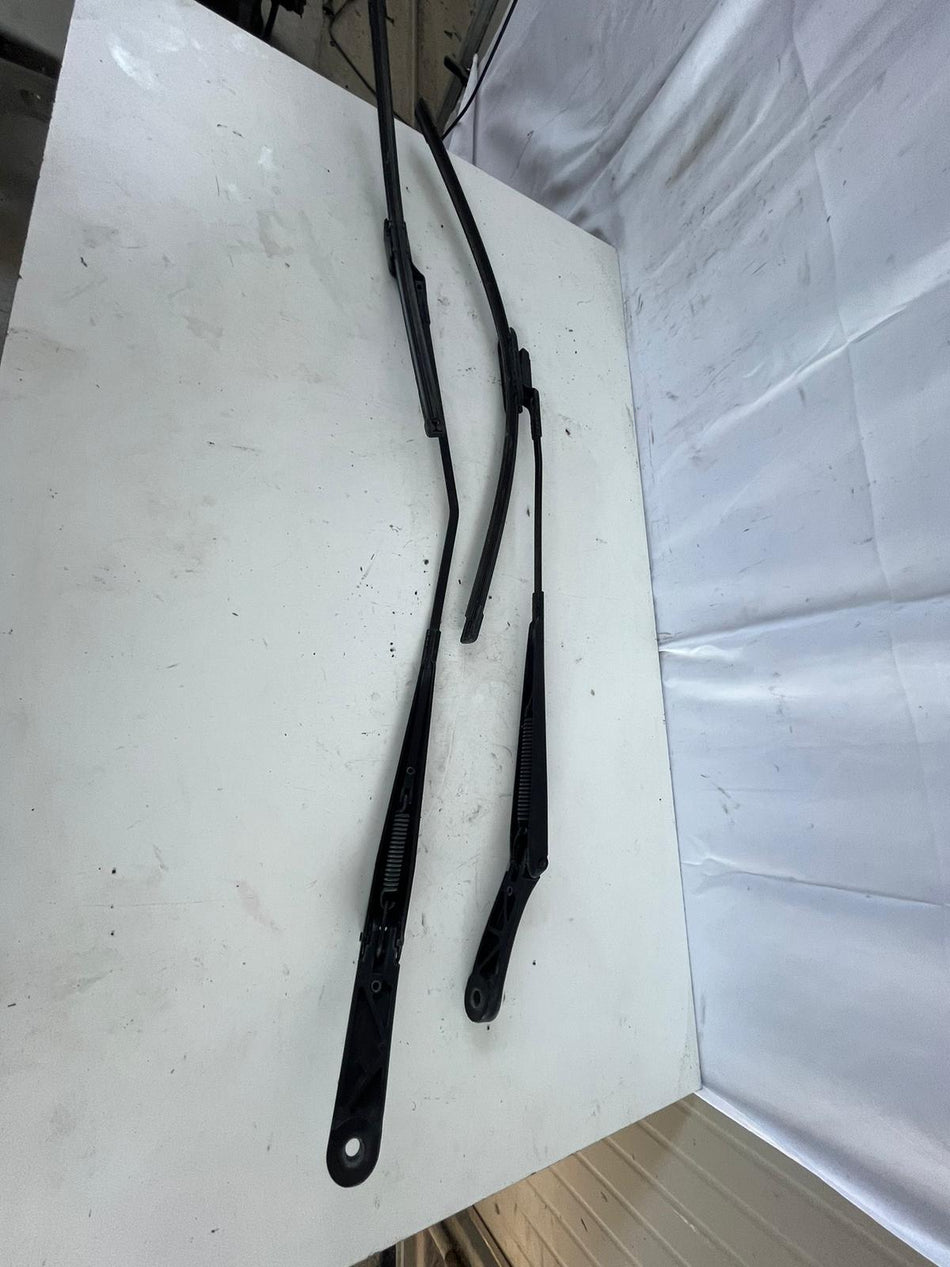 Bracci Tergi ant. VOLKSWAGEN Caddy 3° Serie