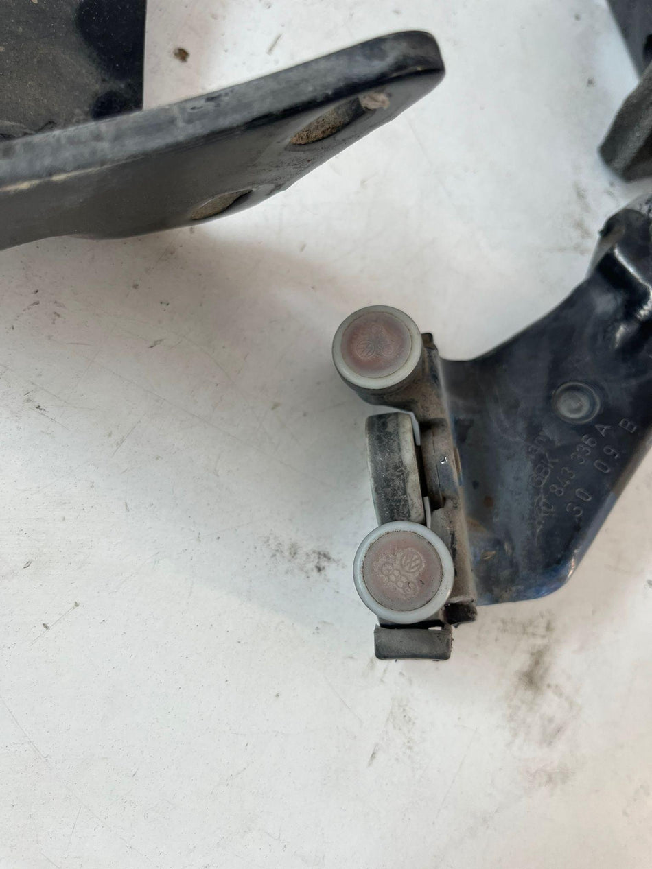 Cerniere porta scorrevole destra VOLKSWAGEN Caddy 3° Serie