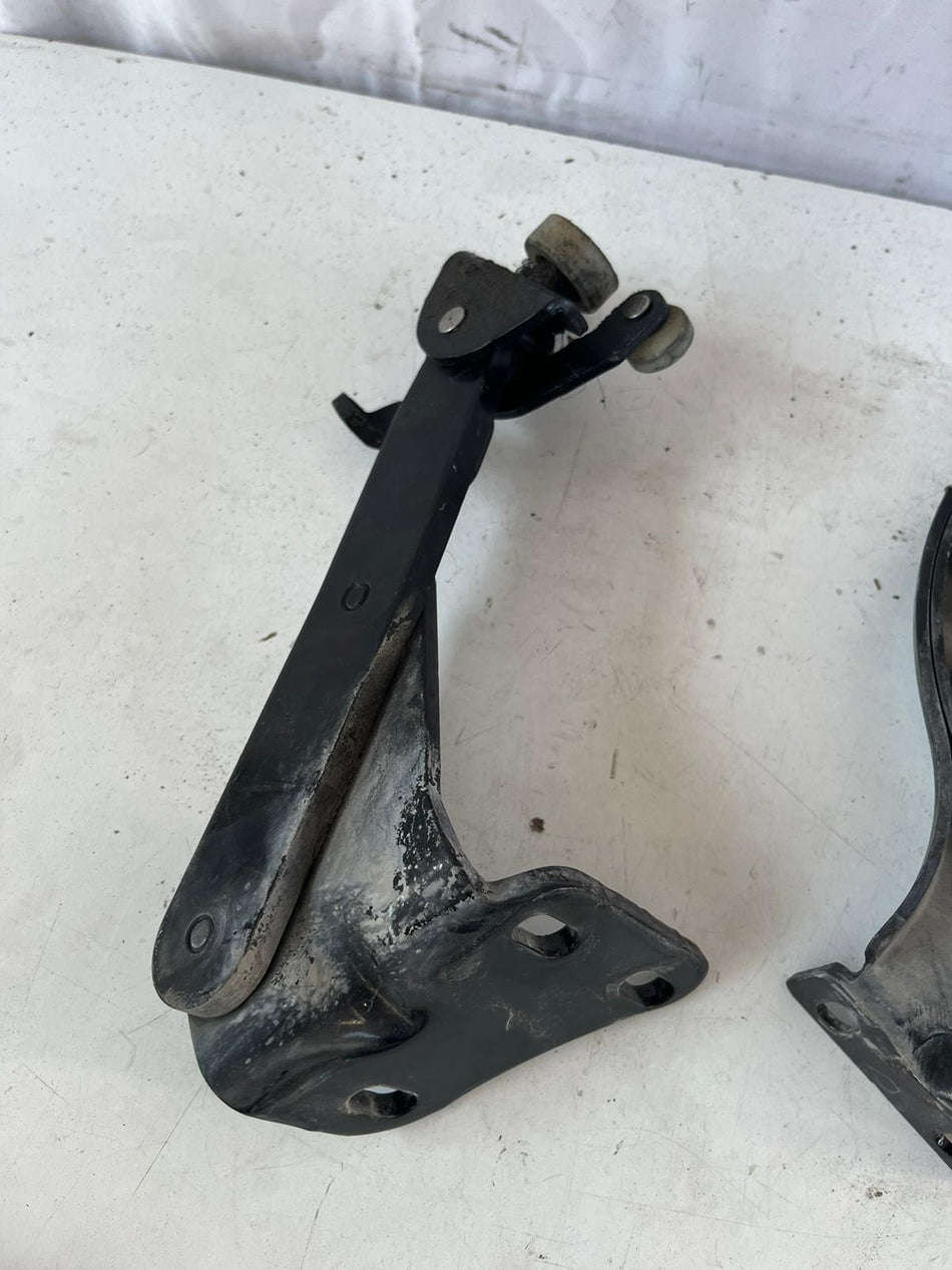 Cerniera porta scorrevole sx VOLKSWAGEN Caddy 3° Serie