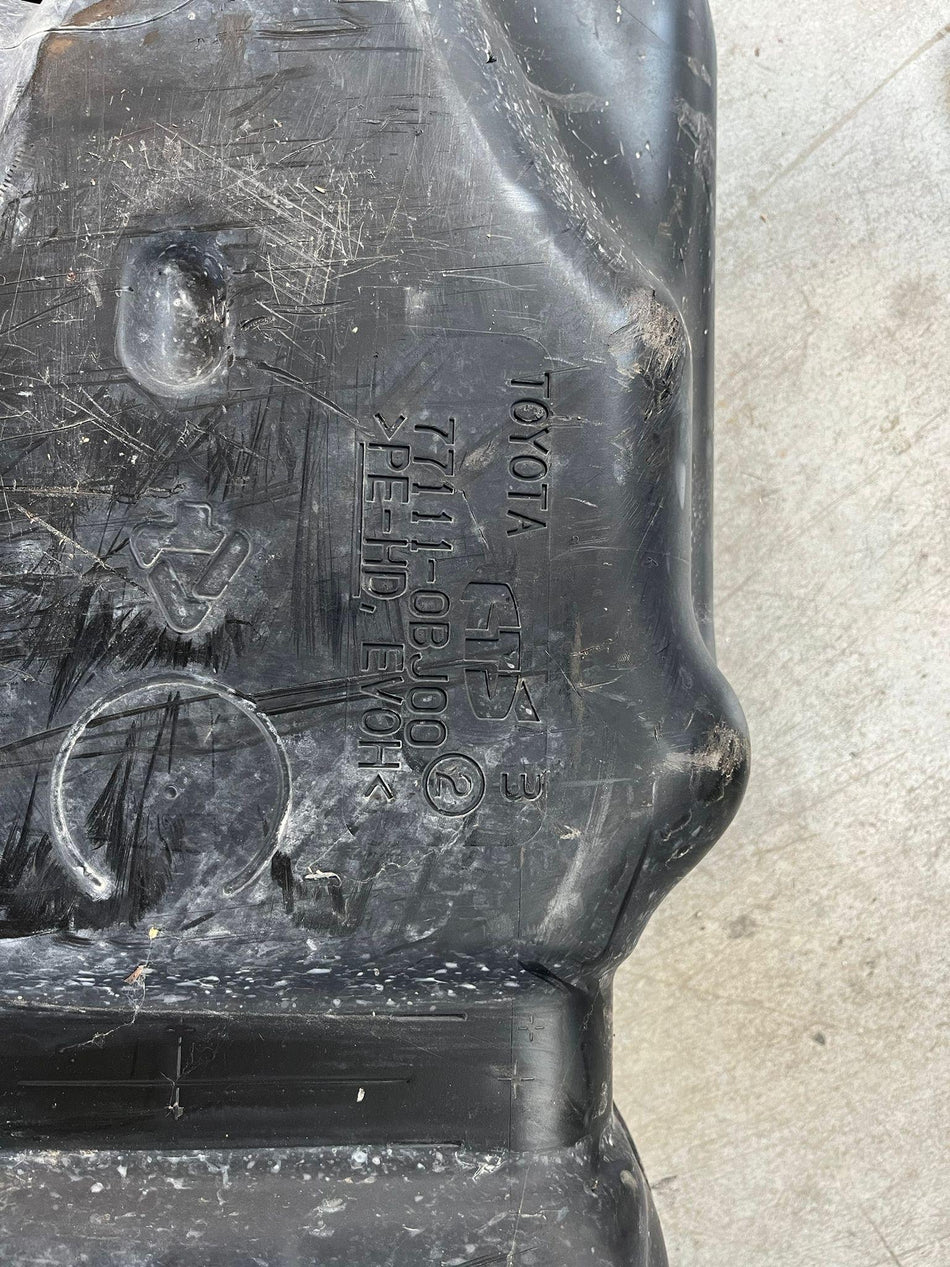 Serbatoio carburante TOYOTA Auris Serie (E150) (07>12)