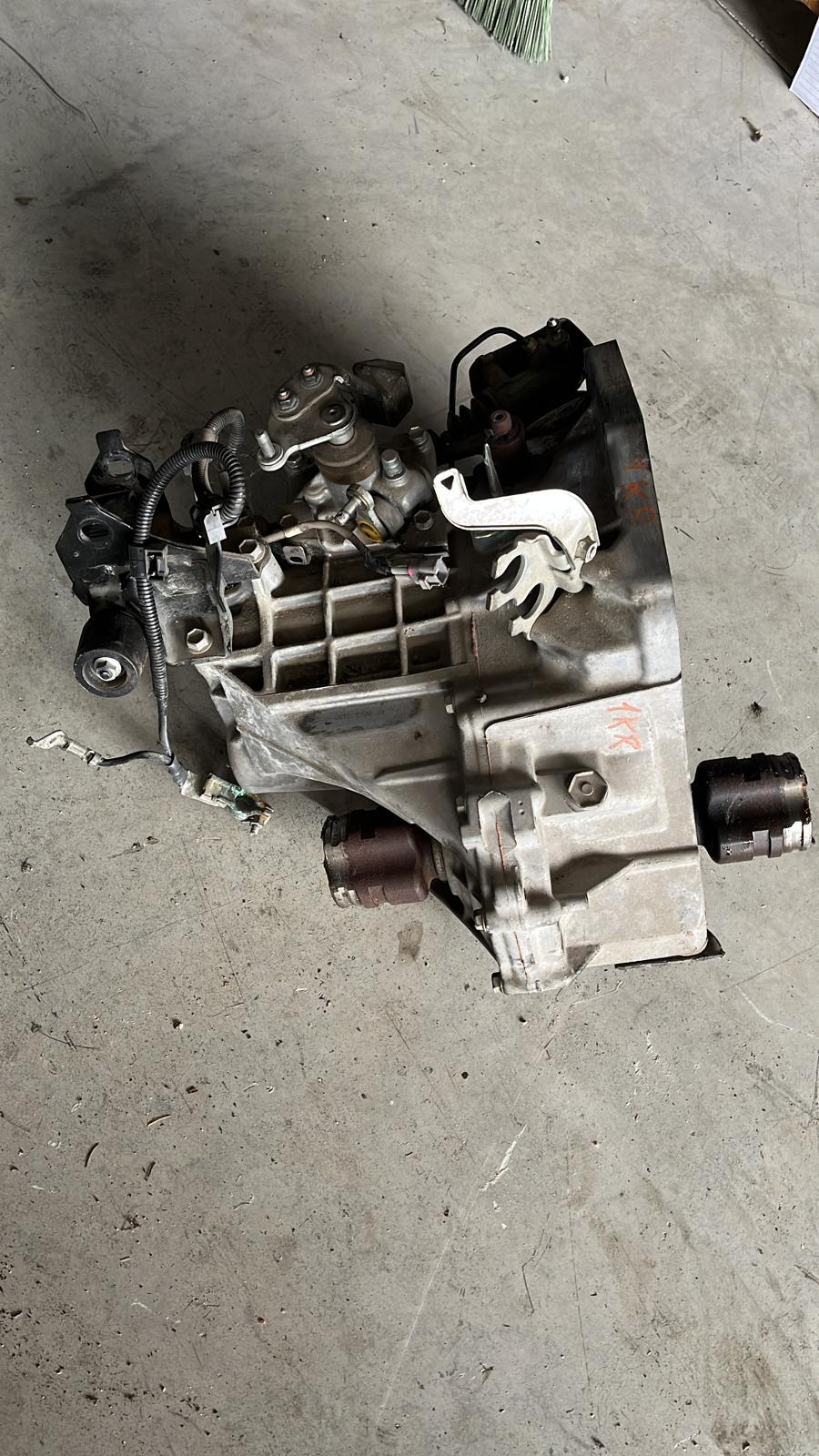 Cambio Manuale Completo TOYOTA Yaris Serie (08>11)