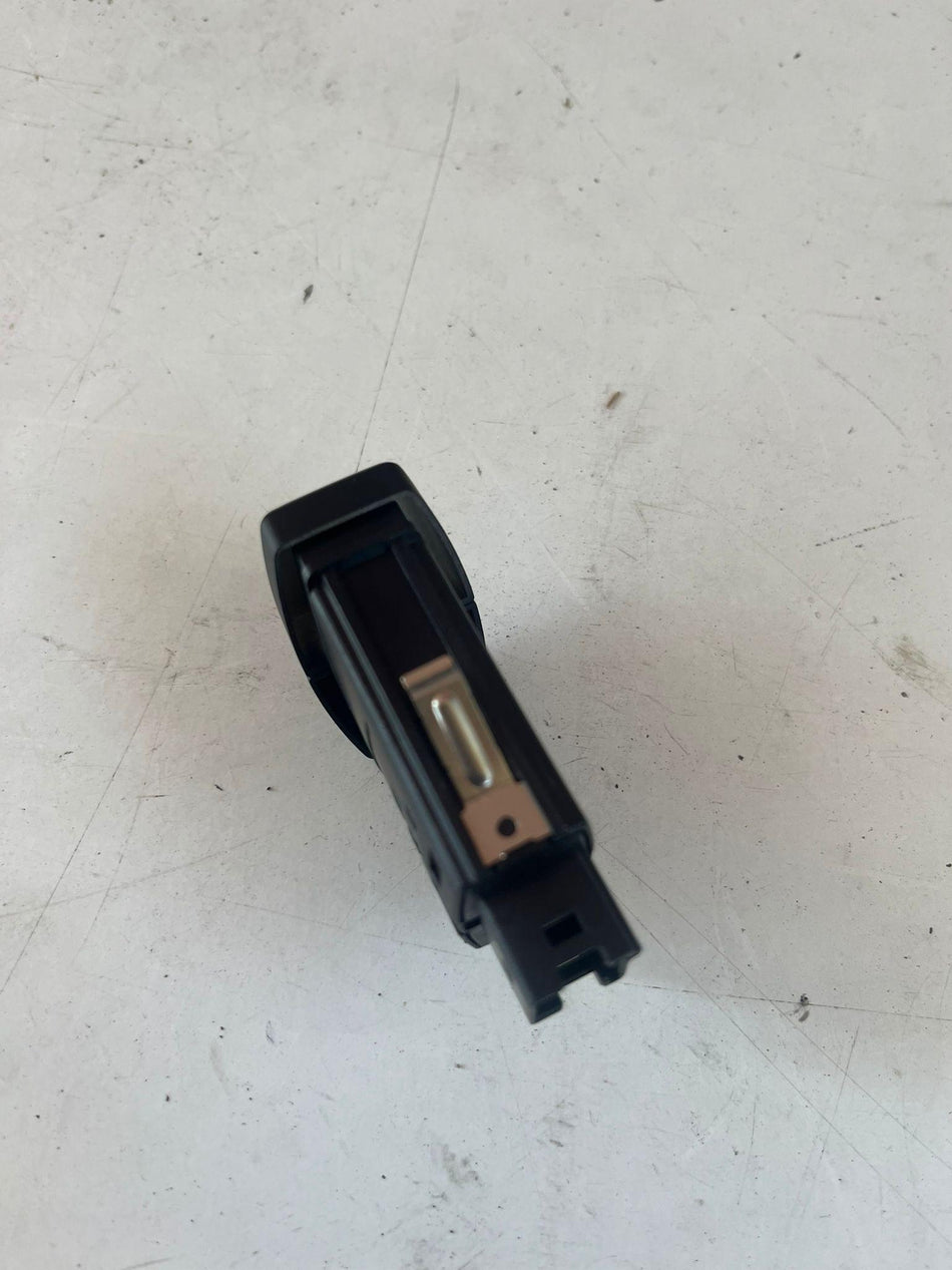 Pulsante emergenza e chiusura porte BMW X3 2° Serie